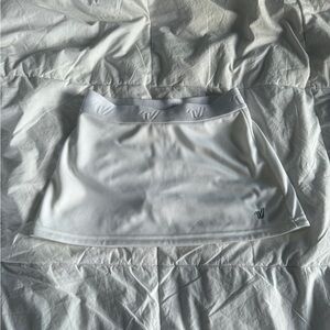 White Tennis Skirt – Women’s Size XS, Stretch Waistband, Athletic Skort